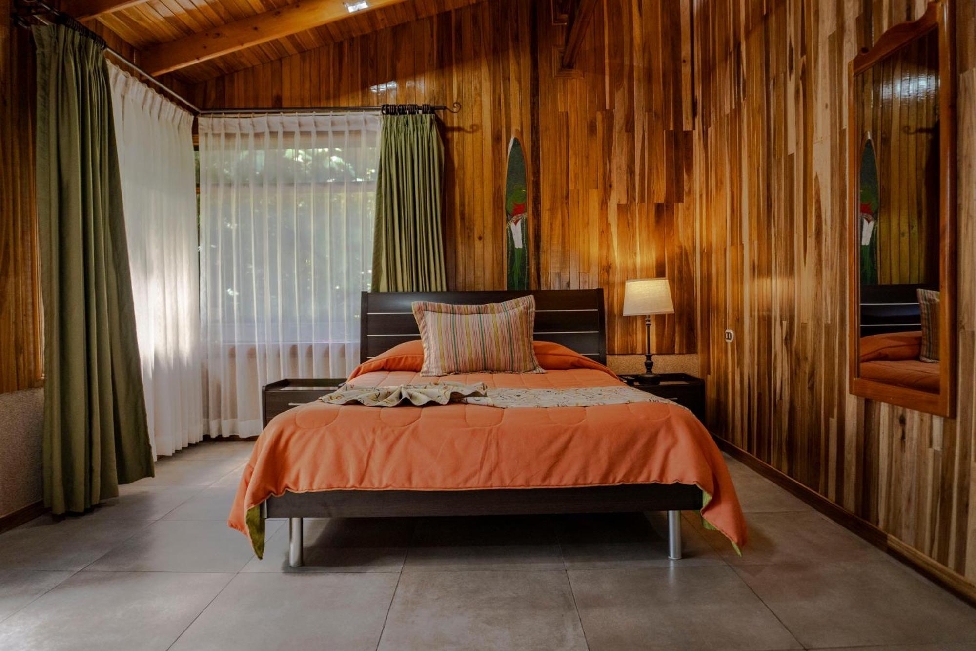 Los Pinos Cabins & Reserve Monteverde 객실 사진
