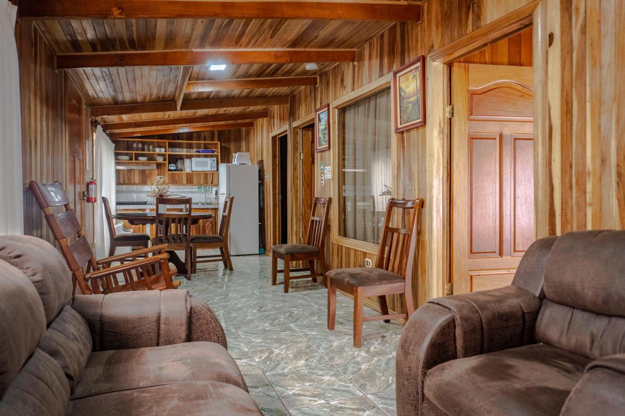 Los Pinos Cabins & Reserve Monteverde 객실 사진