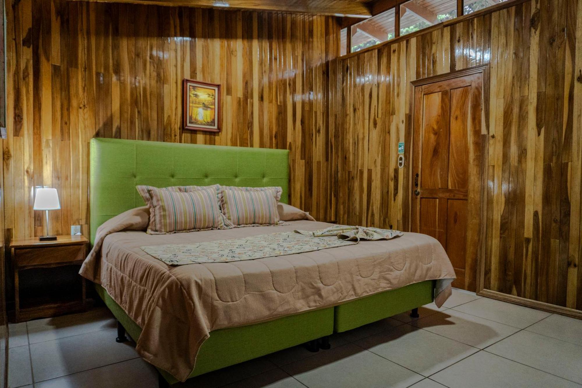 Los Pinos Cabins & Reserve Monteverde 객실 사진