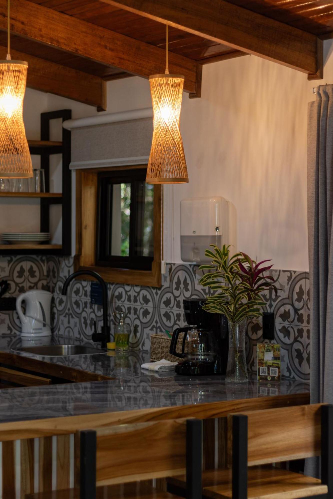 Los Pinos Cabins & Reserve Monteverde 외부 사진