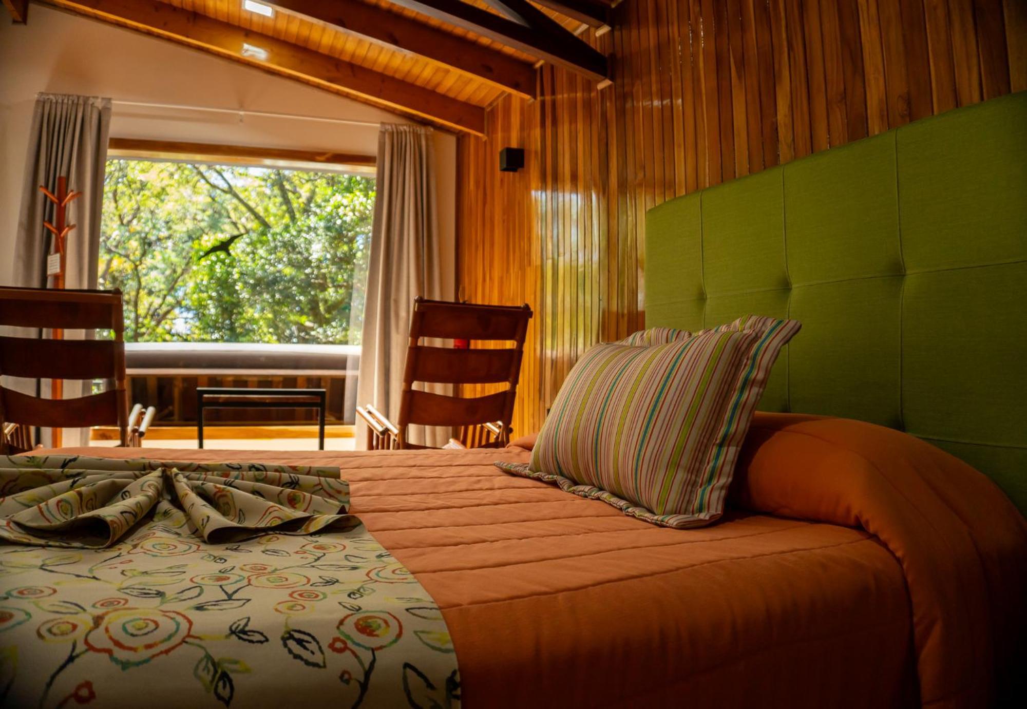 Los Pinos Cabins & Reserve Monteverde 외부 사진