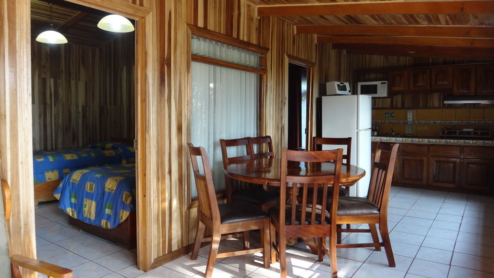 Los Pinos Cabins & Reserve Monteverde 외부 사진
