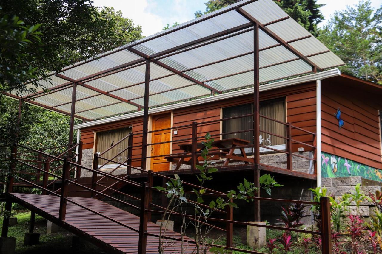 Los Pinos Cabins & Reserve Monteverde 외부 사진